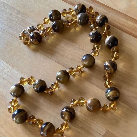 𝅺tiger EYES YELLOW FACETED CRYSTAL WOMAN HAND MADE NECKLACE​ - Picture 4 of 5